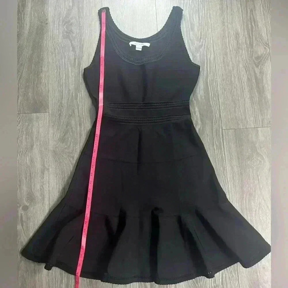 Diane Von Furstenberg Black Fit and Flare Perry Dress Size S - Picture 4 of 10